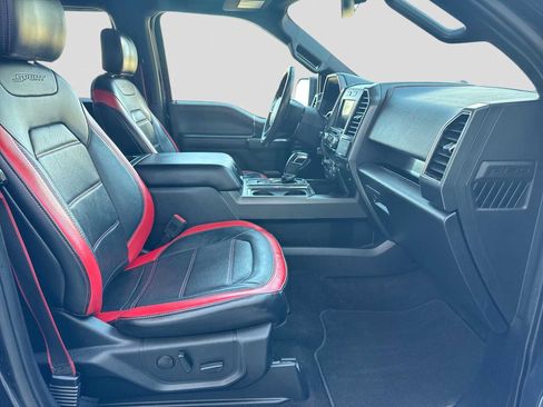 Used 2019 Ford F150 Lariat AWD/4WD image 5