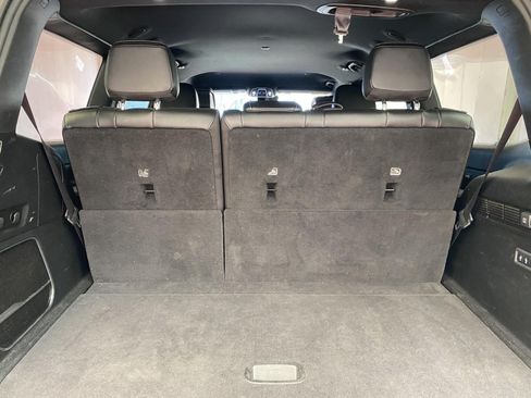 Used 2024 Jeep Wagoneer Series II w/ Flexible Seating Group RWD image 14