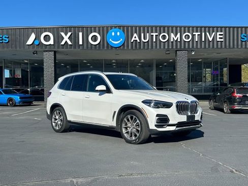 Used 2023 BMW X5 xDrive40i w/ Premium Package AWD/4WD image 1