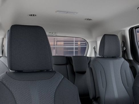 New 2027 Kia Carnival LX FWD image 34