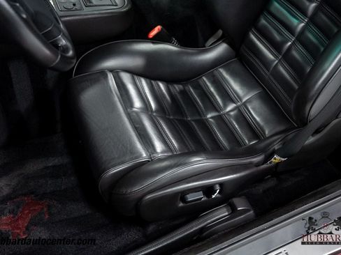 Used 1999 Ferrari 550 Maranello Coupe RWD image 19