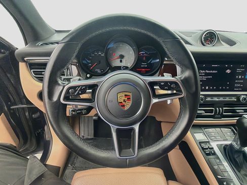 Used 2021 Porsche Macan S AWD/4WD image 10