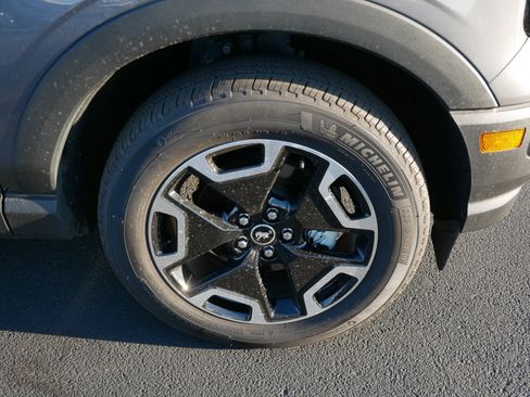 Used 2023 Ford Bronco Sport Outer Banks w/ Tech Package image 15