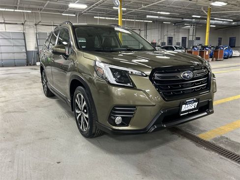 Certified 2023 Subaru Forester Limited image 2