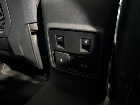 Used 2023 Ford Bronco Everglades AWD/4WD image 33