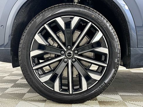 New 2026 Volvo XC90 B6 Plus w/ Protection Package Premier image 30