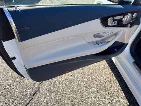 Used 2020 Mercedes-Benz E 450 Cabriolet image 10