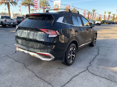 Used 2024 Kia Sportage EX w/ EX Premium Package image 7