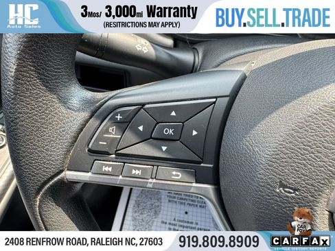 Used 2021 Nissan Versa SV FWD image 26