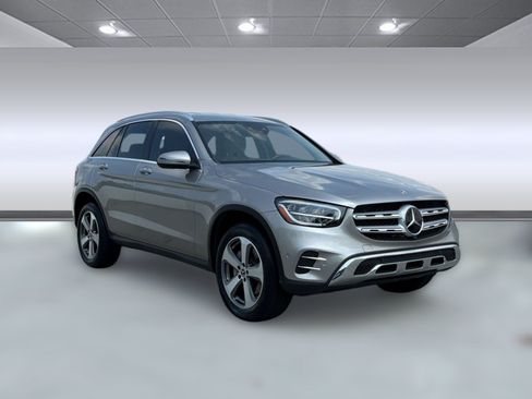 Used 2022 Mercedes-Benz GLC 300 4MATIC image 7
