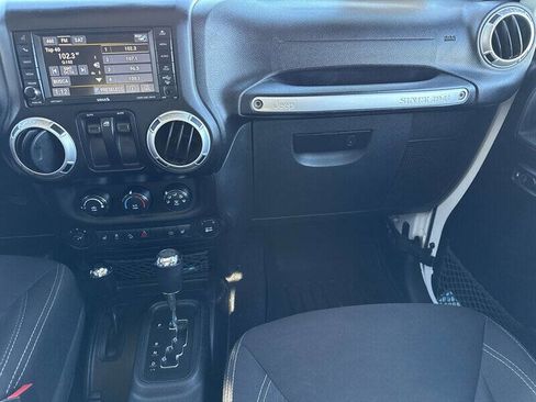 Used 2013 Jeep Wrangler Rubicon w/ Trailer Tow Group image 19