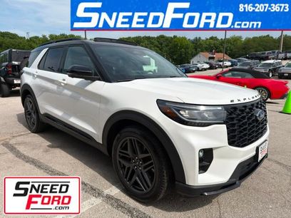 Used 2025 Ford Explorer ST