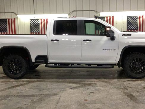 New 2026 Chevrolet Silverado 3500 LT w/ Trail Boss Package AWD/4WD image 18