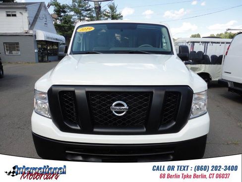 Used 2019 Nissan NV 1500 RWD image 2