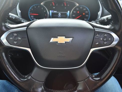 Used 2019 Chevrolet Traverse RS image 24