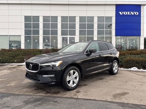 Used 2022 Volvo XC60 B5 Momentum image 45