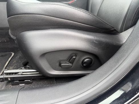 Used 2025 Jeep Compass Limited AWD/4WD image 4