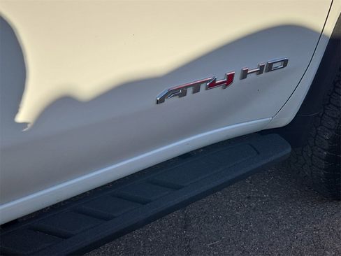 Used 2025 GMC Sierra 2500 AT4 w/ AT4 Premium Plus Package image 20