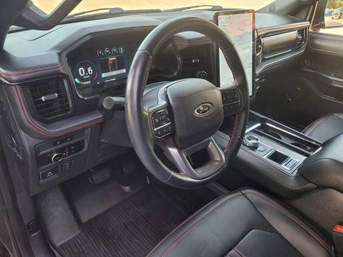 Used 2023 Ford Expedition Limited RWD image 16