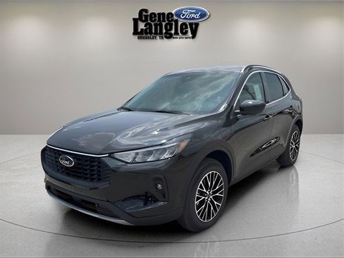 Used 2025 Ford Escape SE FWD image 33