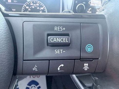 Certified 2023 Nissan Rogue SL w/ SL Premium Package image 11