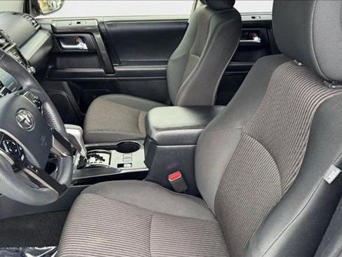 Certified 2024 Toyota 4Runner TRD Off-Road image 10