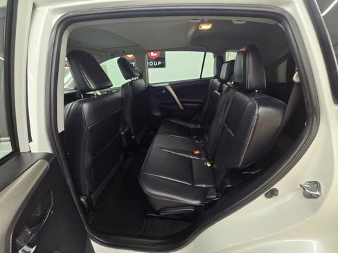 Used 2015 Toyota RAV4 Limited image 12