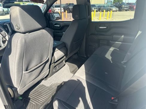 Certified 2022 Chevrolet Silverado 1500 Custom w/ LPO, Dark Essentials Package AWD/4WD image 18