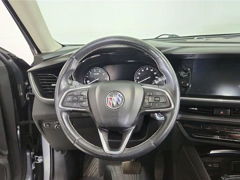 Used 2022 Buick Envision Essence w/ Safety Package FWD image 12