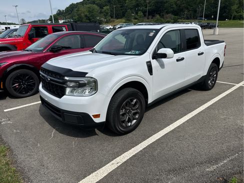 Certified 2023 Ford Maverick XLT w/ Equipment Group 300A Standard AWD/4WD image 1