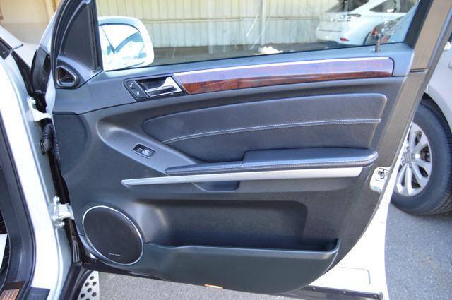 Used 2008 Mercedes-Benz GL 550 4MATIC image 19