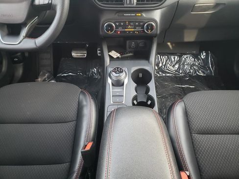 Used 2024 Ford Escape ST-Line image 24