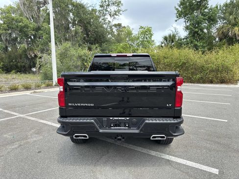Used 2025 Chevrolet Silverado 1500 LT Trail Boss w/ LT Trail Boss Premium Package AWD/4WD image 4