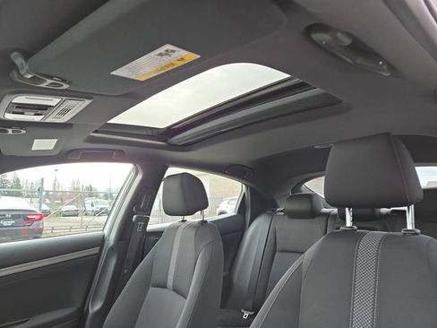 Used 2020 Honda Civic EX image 32