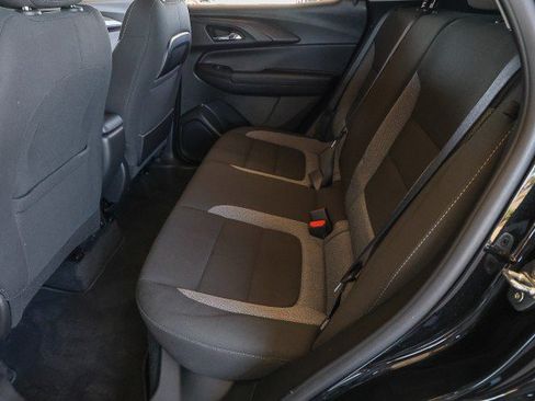 Used 2023 Chevrolet TrailBlazer LT w/ LPO, Blackout Package FWD image 28