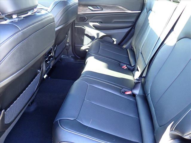 New 2027 Jeep Grand Cherokee Limited AWD/4WD image 10