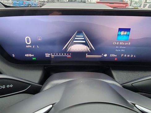 Used 2026 Buick Enclave Preferred image 12