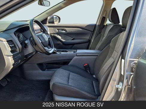 Certified 2025 Nissan Rogue SV FWD image 14