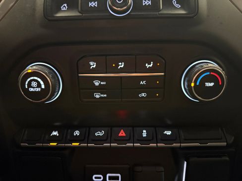 Used 2024 Chevrolet Silverado 1500 Custom image 19