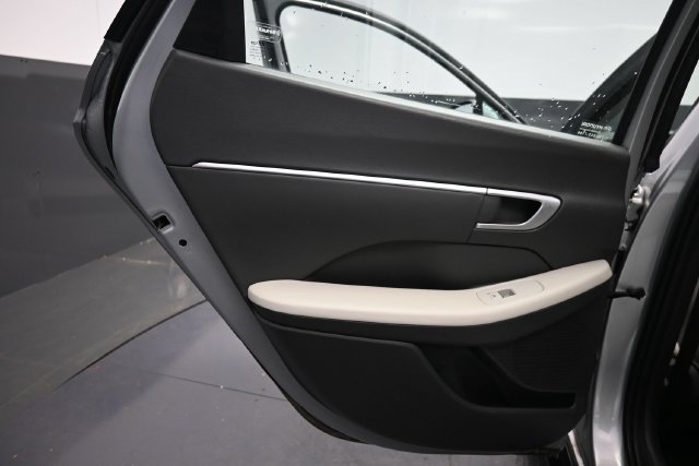 Used 2024 Hyundai Sonata SEL FWD image 30