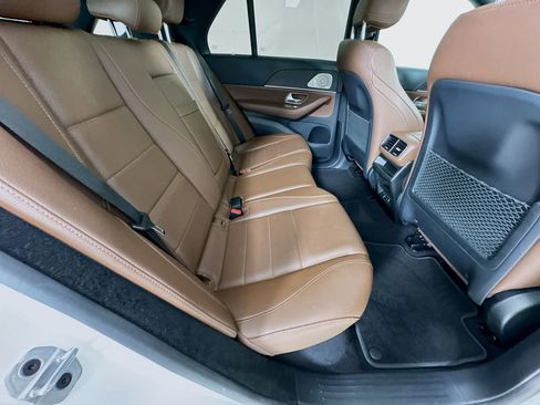 Used 2024 Mercedes-Benz GLE 350 4MATIC image 30