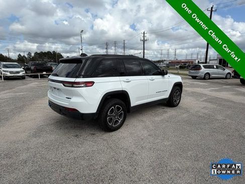 Used 2022 Jeep Grand Cherokee Trailhawk image 3