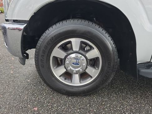 Used 2015 Ford F250 Lariat w/ Camper Package image 33