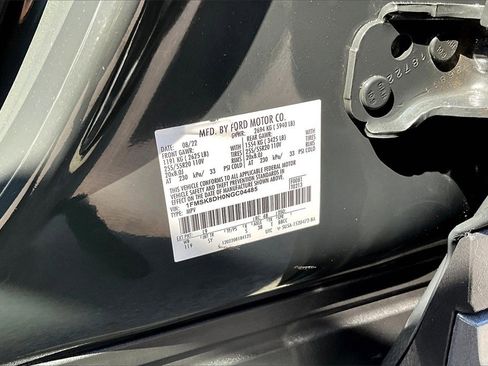 Certified 2022 Ford Explorer XLT w/ Equipment Group 202A image 33