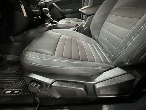 Used 2019 Ford Ranger XLT w/ Equipment Group 301A Mid image 18