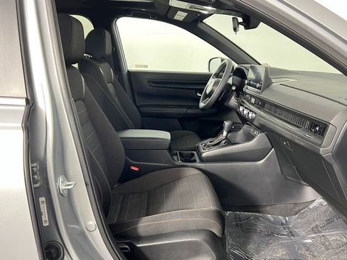 Used 2025 Honda CR-V Sport image 14