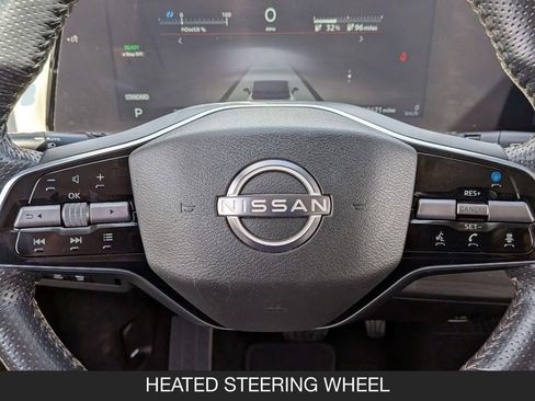 Used 2024 Nissan Ariya AWD image 12