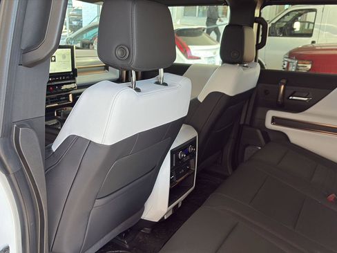Used 2025 GMC Hummer EV 3X w/ Extreme Off-Road Package image 27