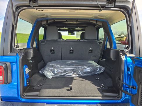 New 2026 Jeep Wrangler Unlimited Sport AWD/4WD image 27