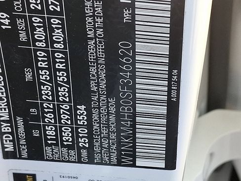 Used 2025 Mercedes-Benz GLC 300 4MATIC image 27